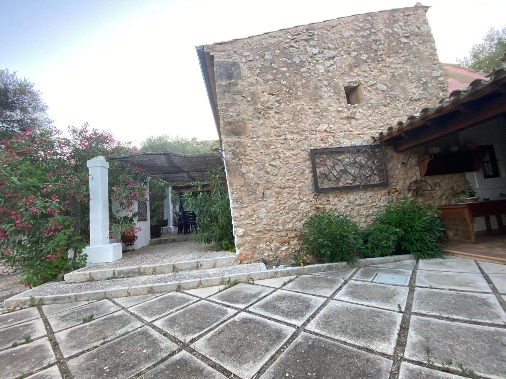 Puerto de Pollensa Villa: Mountain Retreat Near Beach Port de Pollenca Exterior photo